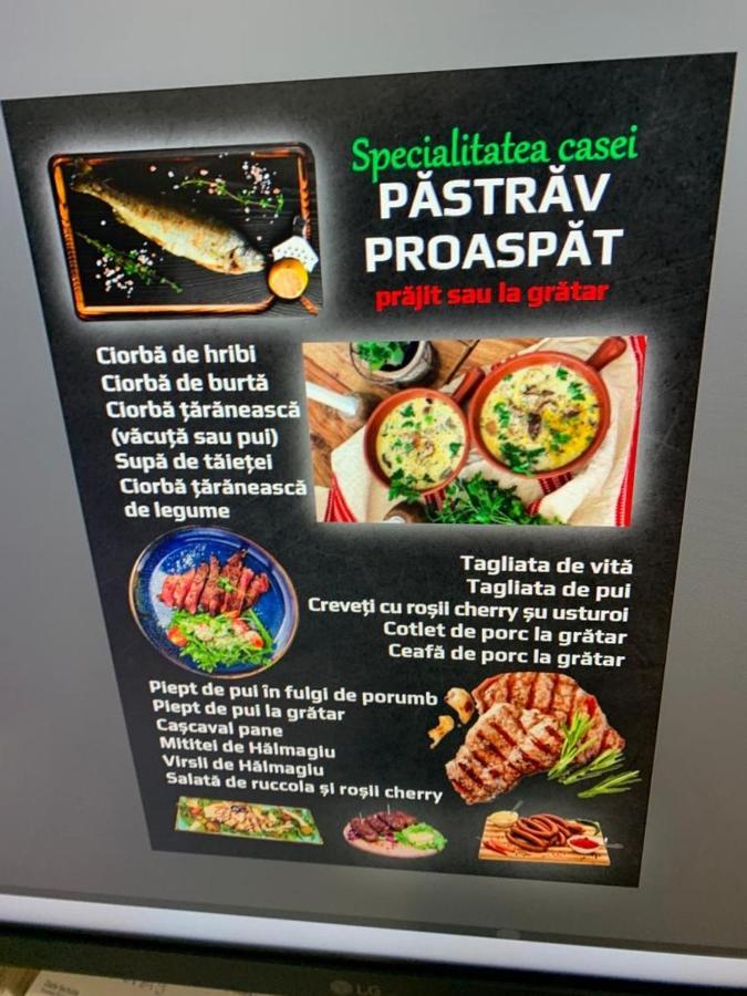 Pensiunea Laura Chiscau Exteriör bild